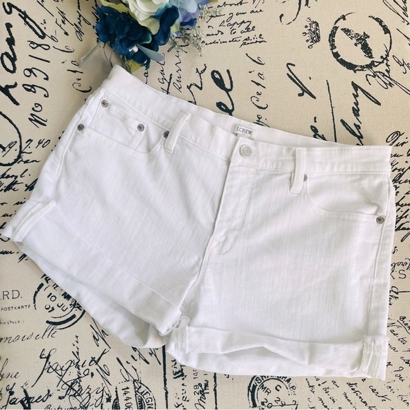🏷️ 4/$25 J. Crew Classic Denim Shorts in White, Size 29 - Picture 6 of 9